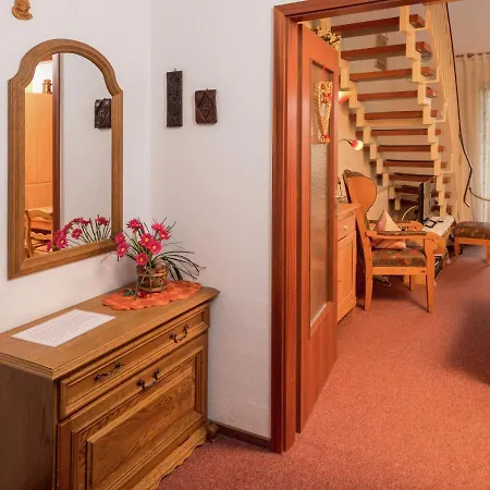 Cosy In Baden-wurttemberg By The Forest Apartment